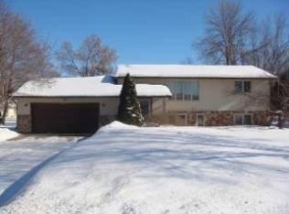 2712 Clearwater Rd, Saint Cloud, MN 56301