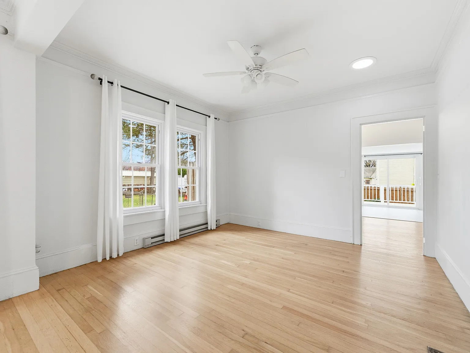 1458 S Main St — Photo 4