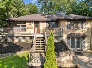 209 14th St, Silvis, IL 61282