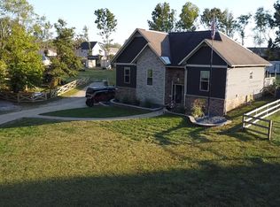 1134 Garrettsburg Rd, Clarksville, TN 37042