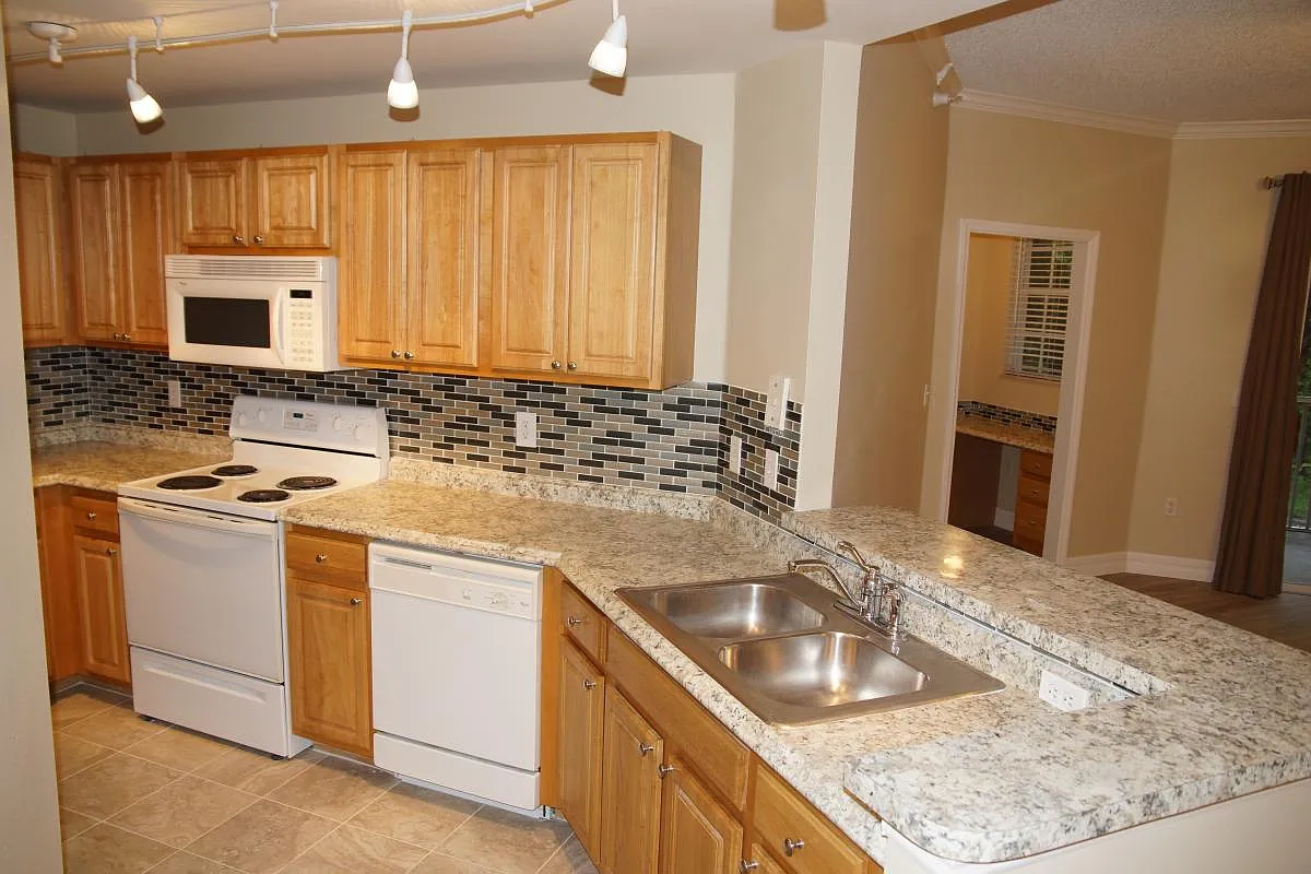 5691 Bentgrass Dr — Photo 3