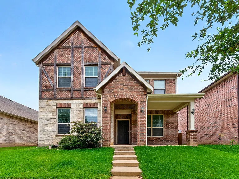3800 Camino Real Trl — Photo 1