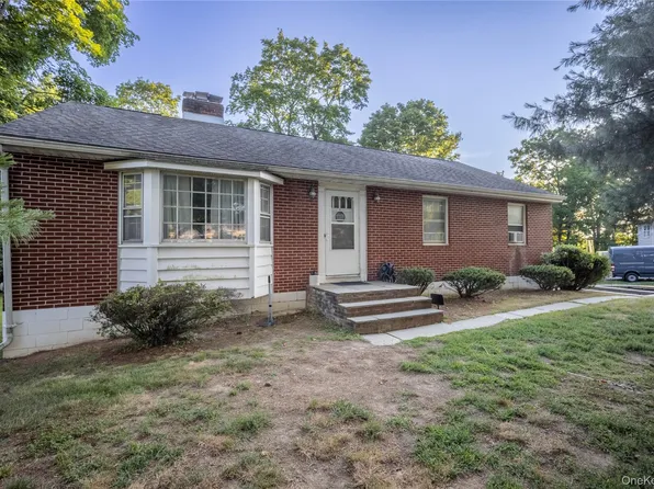 1561-1565 Route 376, Wappingers Falls, NY 12590