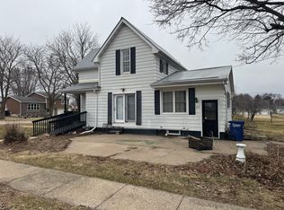 207 5th Ave NE, Farley, IA 52046