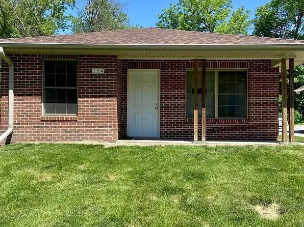 254 Campus Ave, Ames, IA 50014