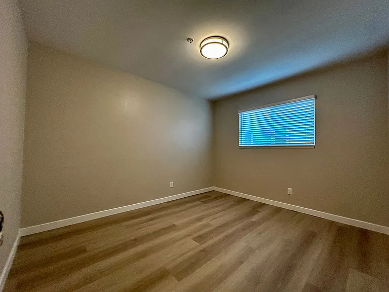 10782 Walnut Street — Photo 20