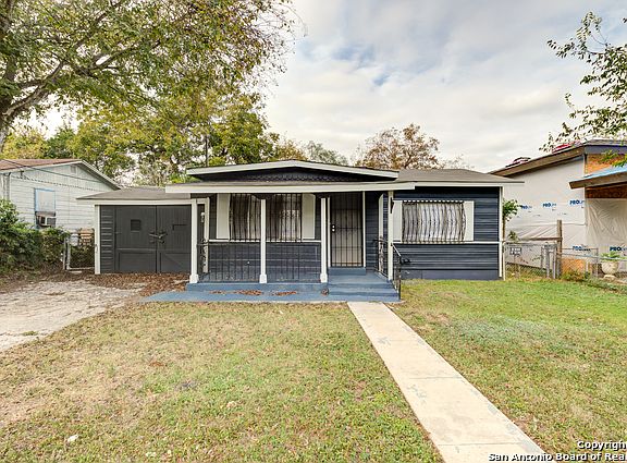 3rd image of 431 Bundy St