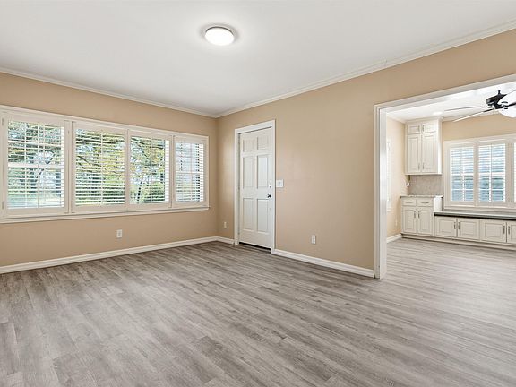 5th image of 1020 Alford Ave
