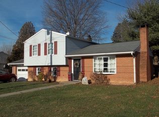 316 Cottage Pl, Lewistown, PA 17044