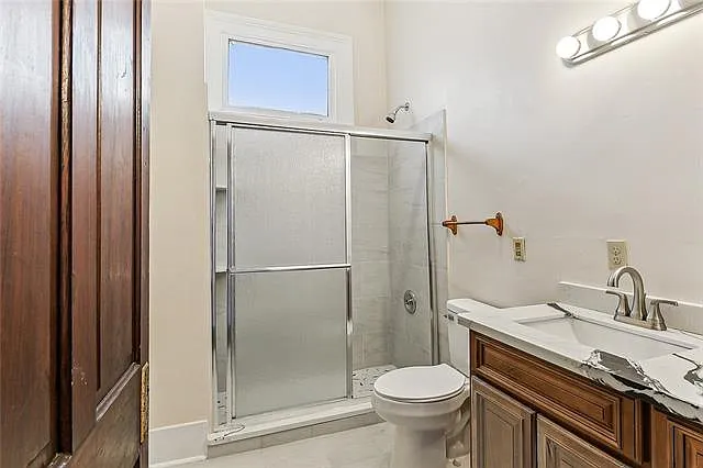 133 N Clark St — Photo 9