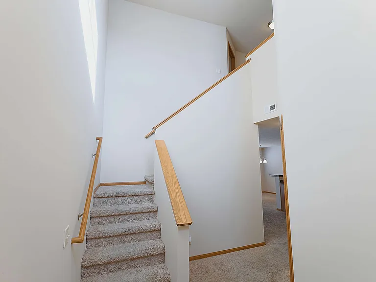 8815 Venice Ln — Photo 21