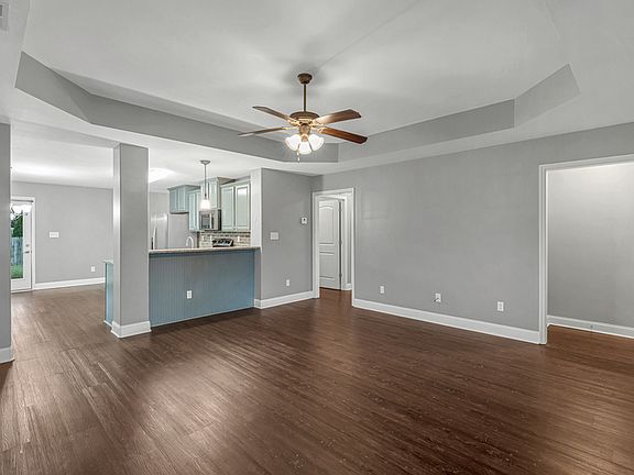 4th image of 4943 Montauk Trl SE