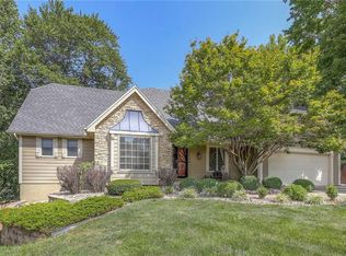 28 Camelot Pl, Liberty, MO 64068
