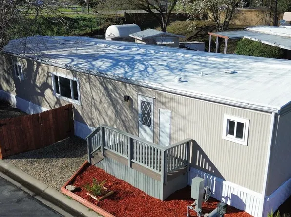 9360 N Blackstone Ave #215, Fresno, CA 93720