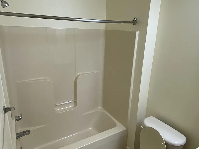 597 Cawley Dr #3B — Photo 16