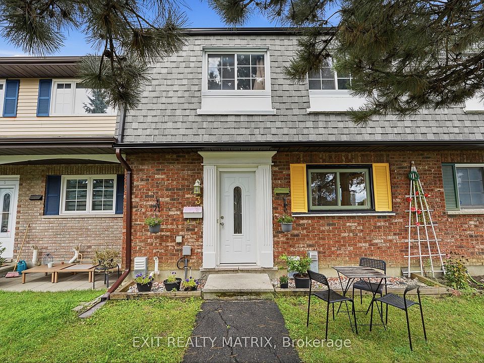 1st image of 1661 Heron Rd #3