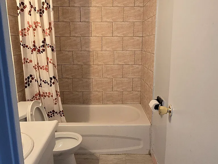 1651 Victoria Park Ave #302 — Photo 20