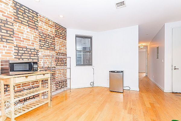 1st image of 279 Nostrand Ave #2A
