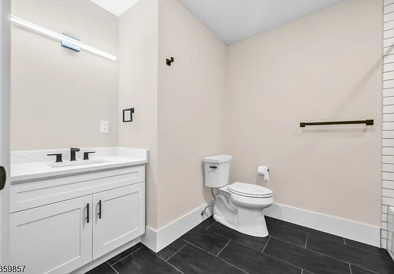 162 Closter Dock Rd #A — Photo 34