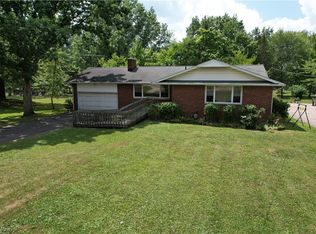 670 S Canfield Niles Rd, Austintown, OH 44515