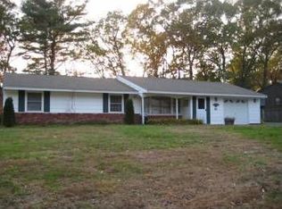 10 Birch Ln, Ipswich, MA 01938