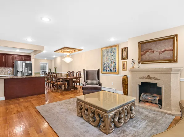 147 Weirfield Street image 1 of 20