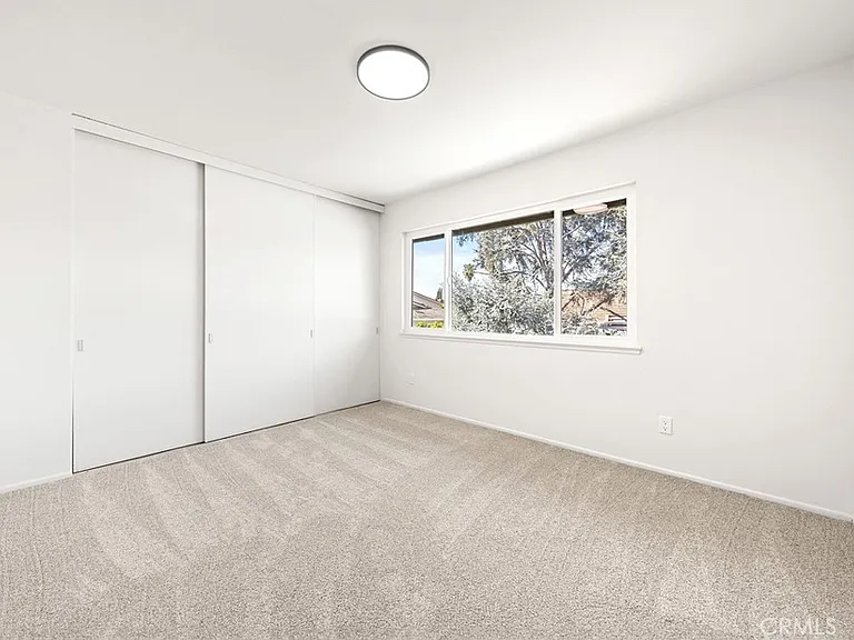 19841 Lombardy Ln — Photo 39