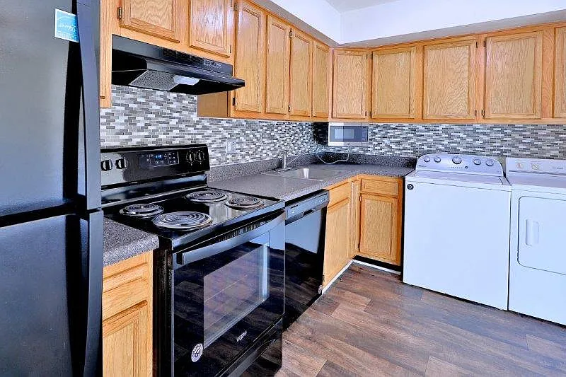 The Townhomes at Diamond Ridge — Photo 1