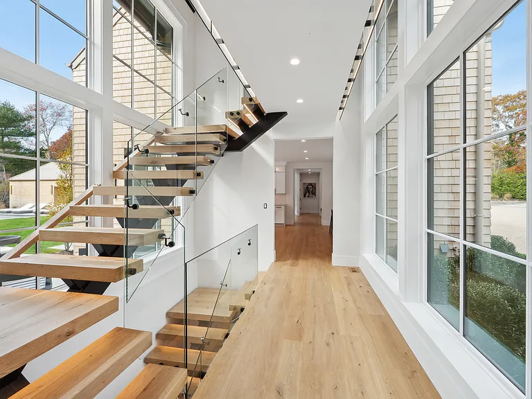 510 Abrahams Path — Photo 10