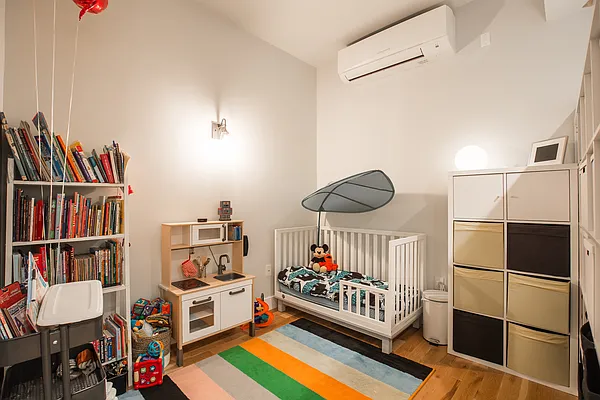 Rented by Nooklyn NYC LLC | media 32