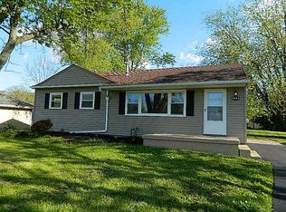 3003 Sun Valley Dr, Springfield, OH 45505