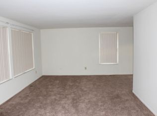 5853 Troy Villa Blvd, Dayton, OH 45424