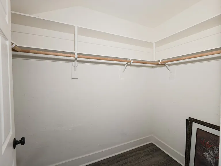 427 S 3rd St #6 — Photo 13