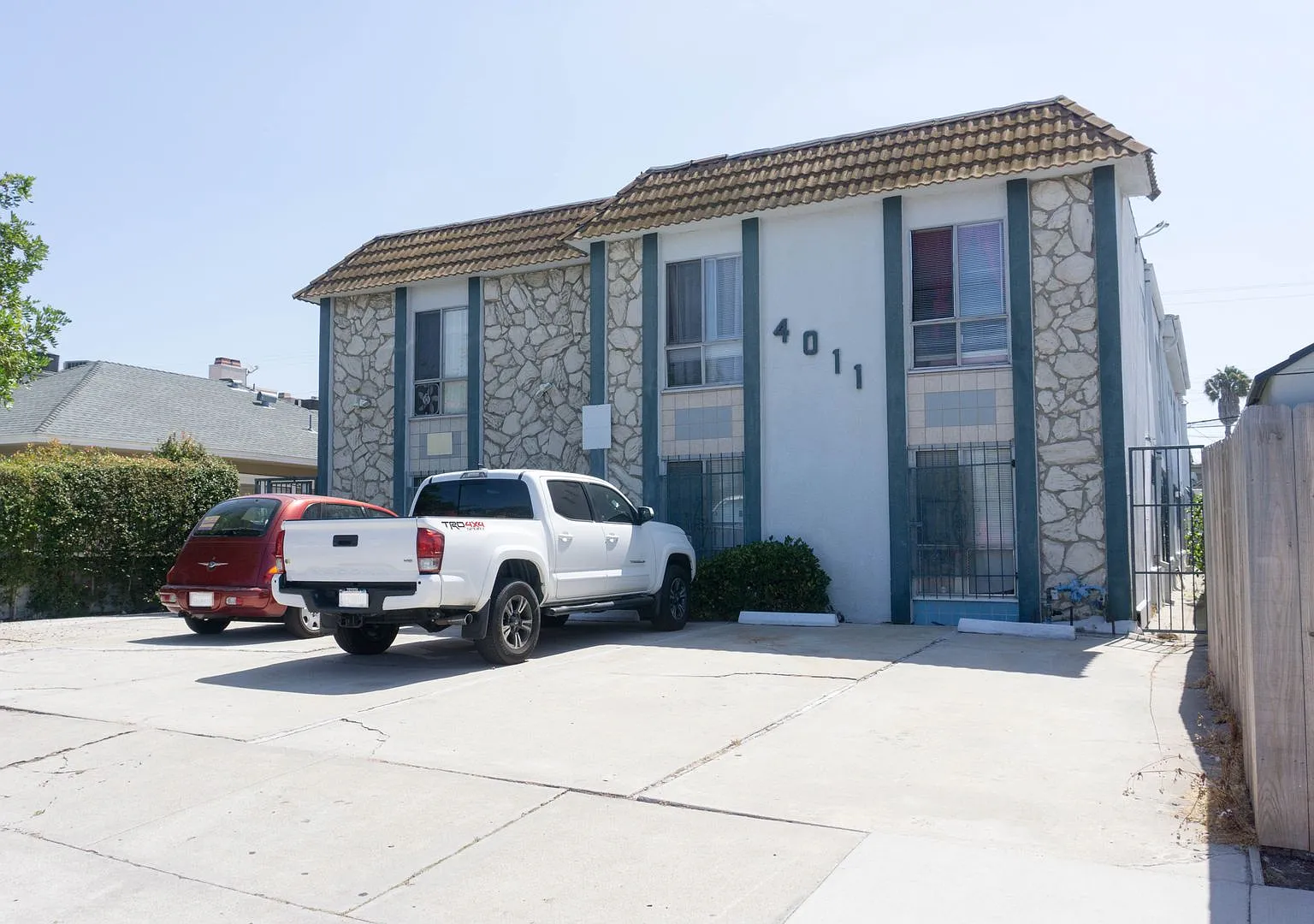 1 bed, 1 bath — Photo 2