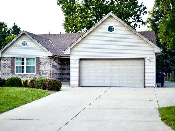 7116 West Carpenter AVENUE, Greenfield, WI 53220