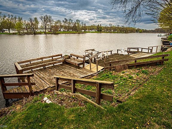 3rd image of 27268 Lakeside Dr