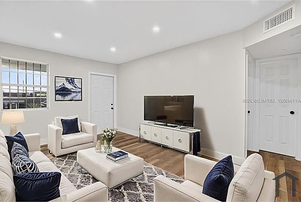 1st image of 4805 NW 33rd Ave #4805