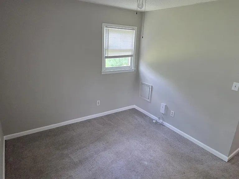 6000 Cherokee Hills Dr NW — Photo 4