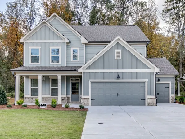 230 Blue Dragon Dr, Jefferson, GA