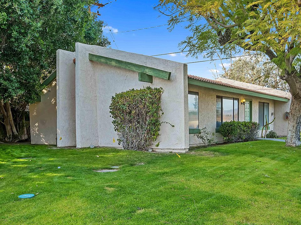 1st image of 5 Lakeview Cir