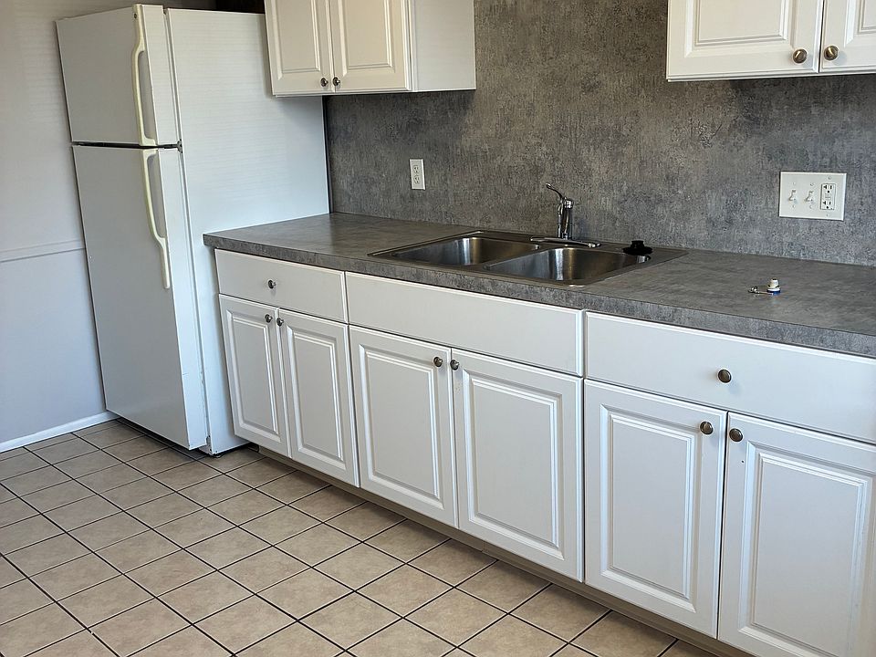 1st image of 494 Putnam Pike #7B