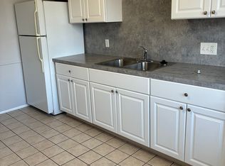 494 Putnam Pike #7B, Greenville, RI 02828