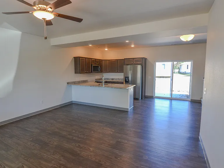 1244 S G Ave #4 — Photo 11