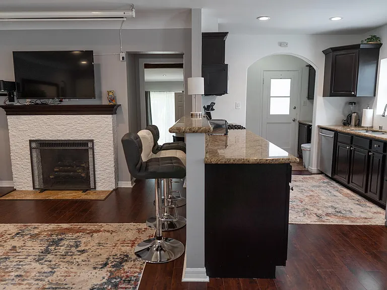 10809 Hartsook St #F — Photo 34