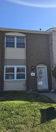 1387 Abbey Way Photo 1