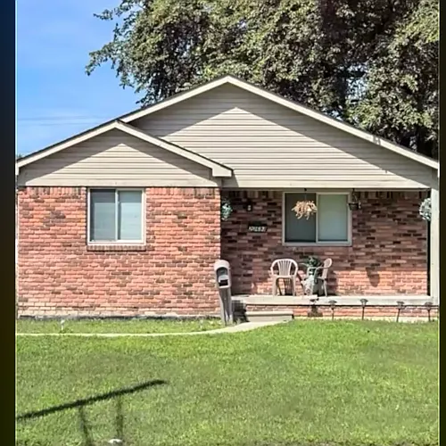 23693 Willard Ave Photo 1