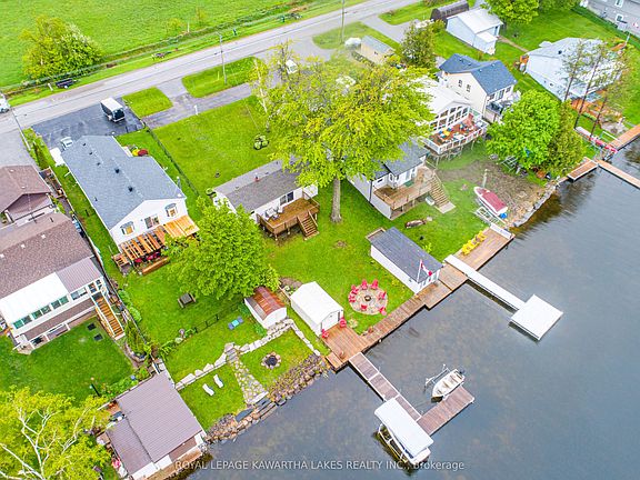 3rd image of 215 Snug Harbour Rd