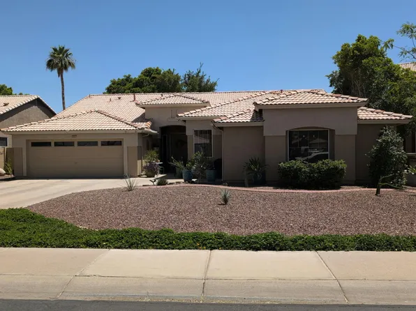 2945 E Santa Rosa Dr, Gilbert, AZ 85234