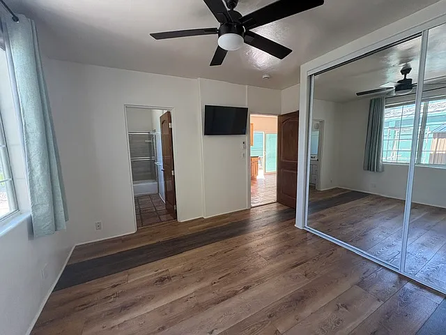 2334 Virginia Ave — Photo 8