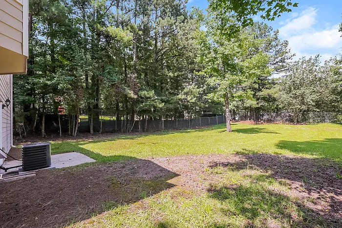 1504 Chelsea Downs Dr NE — Photo 17